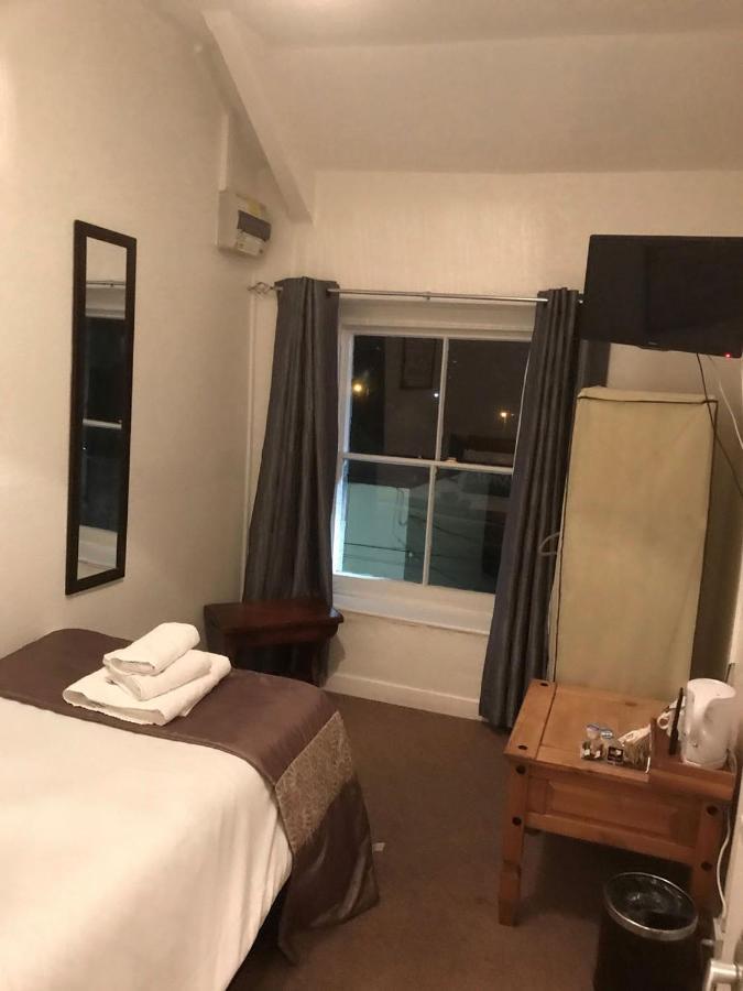 Markets Tavern Hotel Brecon Kültér fotó